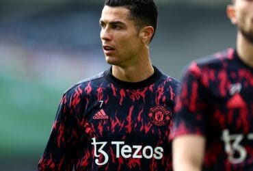 Manchester United, the world-famous English football club, has joined the world of NFTs in participation with Tezos blockchain, the training sponsor of the 'Red Devils