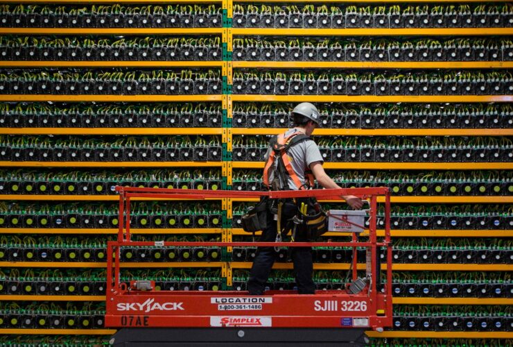 Blockstream, a company focusing on Bitcoin and blockchain infrastructure, has raised $125M to finance expanded Bitcoin mining operations.
