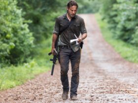 one queue 371 episodes netflix locks down the entire walking dead universe Half a billion dollars. That is the figure Netflix is reportedly handing over to keep zombies shuffling across its home screen for a minimum of five more years.