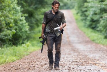 one queue 371 episodes netflix locks down the entire walking dead universe Half a billion dollars. That is the figure Netflix is reportedly handing over to keep zombies shuffling across its home screen for a minimum of five more years.
