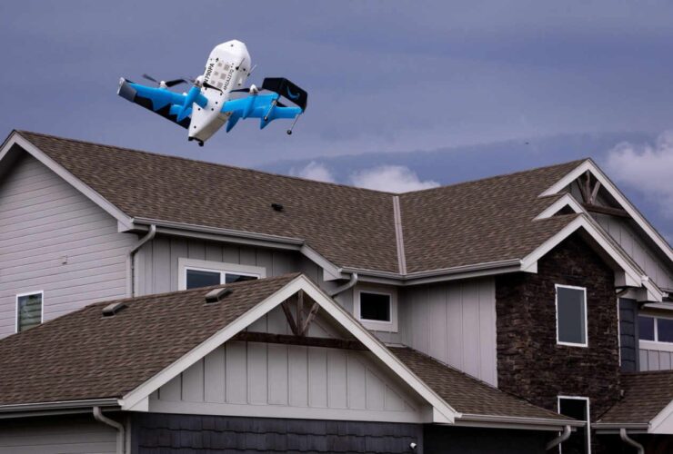amazon plans to fly prime air drones over almost 500 us towns by years end By December, Amazon intends to have its drones covering more than six times the American territory they serve today. Prime Air, the company says, will be operating in "nearly 500 cities and towns in the United States" before the year closes.