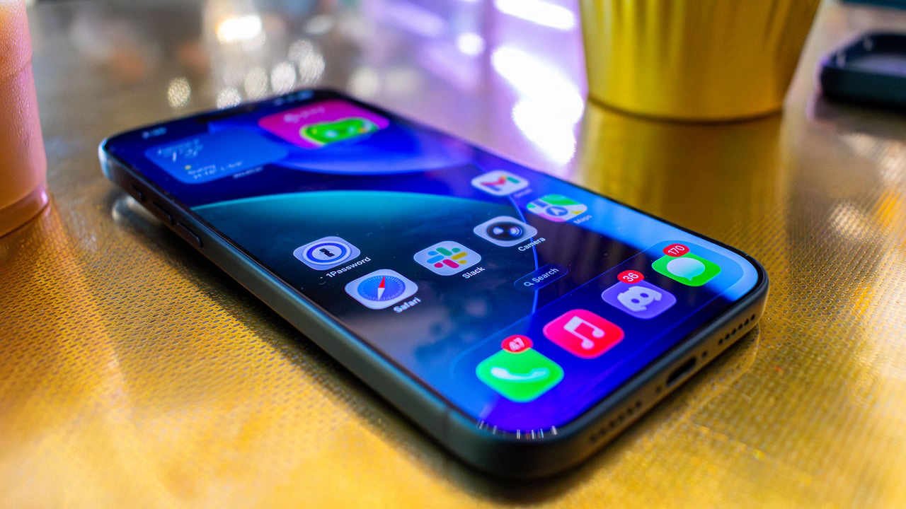 analyst iphone 18 pro may open at 1399 as memory costs bite Apple's next flagship sits roughly a month away, with a September arrival looking likely. Anyone who had already penciled in an upgrade should revisit the budget.