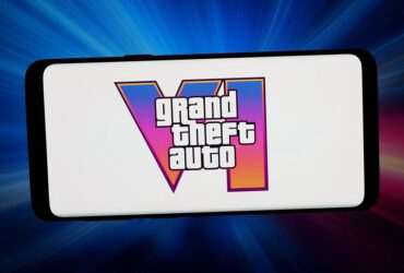 cyberleek explained inside the gta 6 leaks the manifesto and the memecoin votes Roughly three months out from Grand Theft Auto VI's release — and just a week ahead of an extended look premiering on Netflix — an individual or group operating under the name CyberLeek has started publishing what looks like unfinished footage from the game. The material posted so far includes driving, combat, flying and a basketball mini game, plus images that supposedly depict the title's complete map.