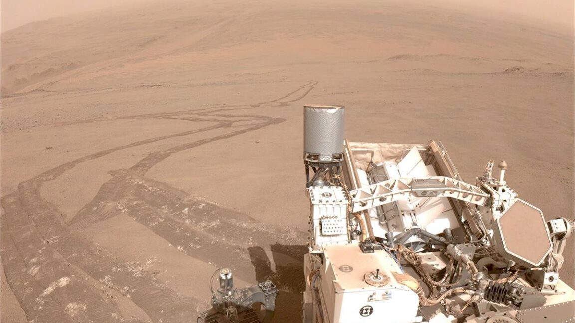 nasas perseverance is about to out drive every rover that ever reached mars Roughly nine out of every ten meters NASA's Perseverance rover has covered on Mars were driven without a single instruction from Earth about where to go. For its predecessor Curiosity, that figure sits at around 10 percent.