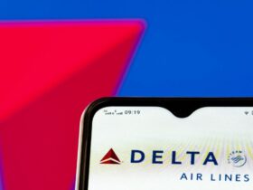 rogue wi fi network onboard delta flight 591 points to departing def con attendees Passengers on Delta flight 591 lost cabin Wi-Fi for half an hour on Monday while cruising over the middle of the country. The cause wasn't a faulty router. The airline says a network it didn't own was transmitting from inside the cabin.