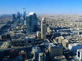 tether plants its tokenization flag in saudi arabia beginning with property Saudi buildings are the target Tether has in mind for the blockchain. This isn't a sandbox trial or a whitepaper exercise. On Thursday the company confirmed that Hadron, its tokenization platform, will provide the rails for issuing and administering tokenized real estate assets aimed at institutional investors inside the kingdom.