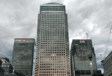 21 banks including citi and goldman line up a stablecoin and circle shares are already sinking A group of 21 banks and asset managers has revealed plans to stand up a company that will issue stablecoins. Circle's shares have slid roughly 6% on the day, lagging behind most crypto-linked equities. Those two sentences are the entire story — and it marks the second occasion this year that traders have marked Circle down over a competitor that has yet to exist.