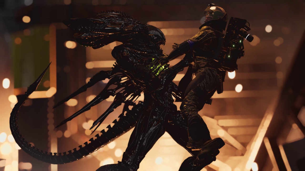 A powerful Xenomorph grabs a player in Aliens: Fireteam Elite 2