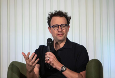 anthropics co founders seek 50 1 voting power ahead of stock market debut Anthropic is preparing to ask shareholders "in the coming days" to approve a plan that would hand 50.1% of the vote to seven people who each own about 2% of the company, The Information reports. If approved, the proposal would leave the founders in control once the company is publicly traded.
