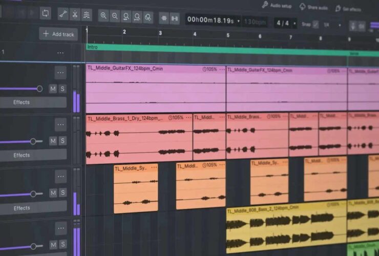 audacity 4 0 ships dark mode overlapping clips and the apps deepest overhaul in years Not since Version 3.0 stirred up a commotion more than five years ago has Audacity pushed out a change of this magnitude. Version 4.0 arrives today, and the free open-source audio editor has picked up a dark mode, overlapping clips, and an envelope tool that will look instantly familiar to anyone who has ever automated a gain curve in Ableton Live.
