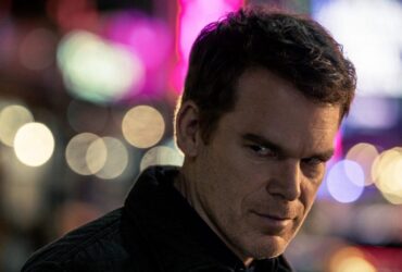 dexter resurrection season 2 set photos point to angel batistas return just not as we left him Angel Batista is dead. David Zayas has still turned up shooting scenes alongside Michael C. Hall in Times Square.