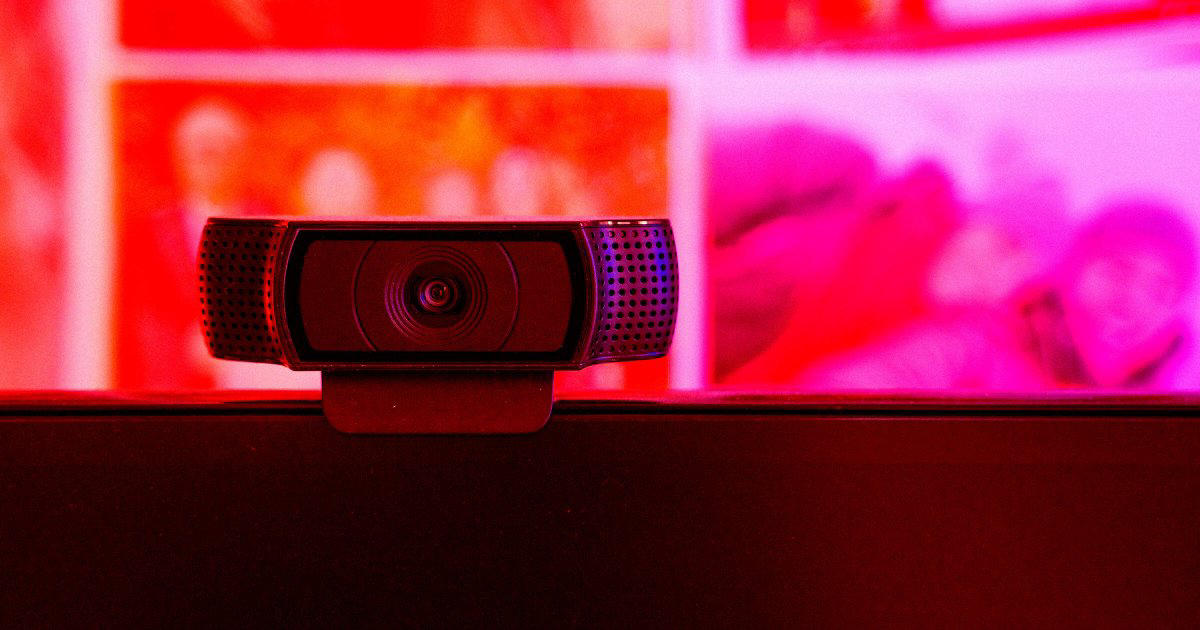 Google's home page now wants a video selfie as your account backup 25 googles home page now wants a video selfie as your account backup Google would like footage of your face. As of this week, the request appears right on its home page.