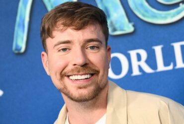 harpercollins pushes back on report that mrbeasts debut novel is flopping before release Jimmy Donaldson would like you to sit down with a book — his book, the one in which 100 strangers compete for a billion dollars while the Antarctic ice grows dangerously thin beneath them.