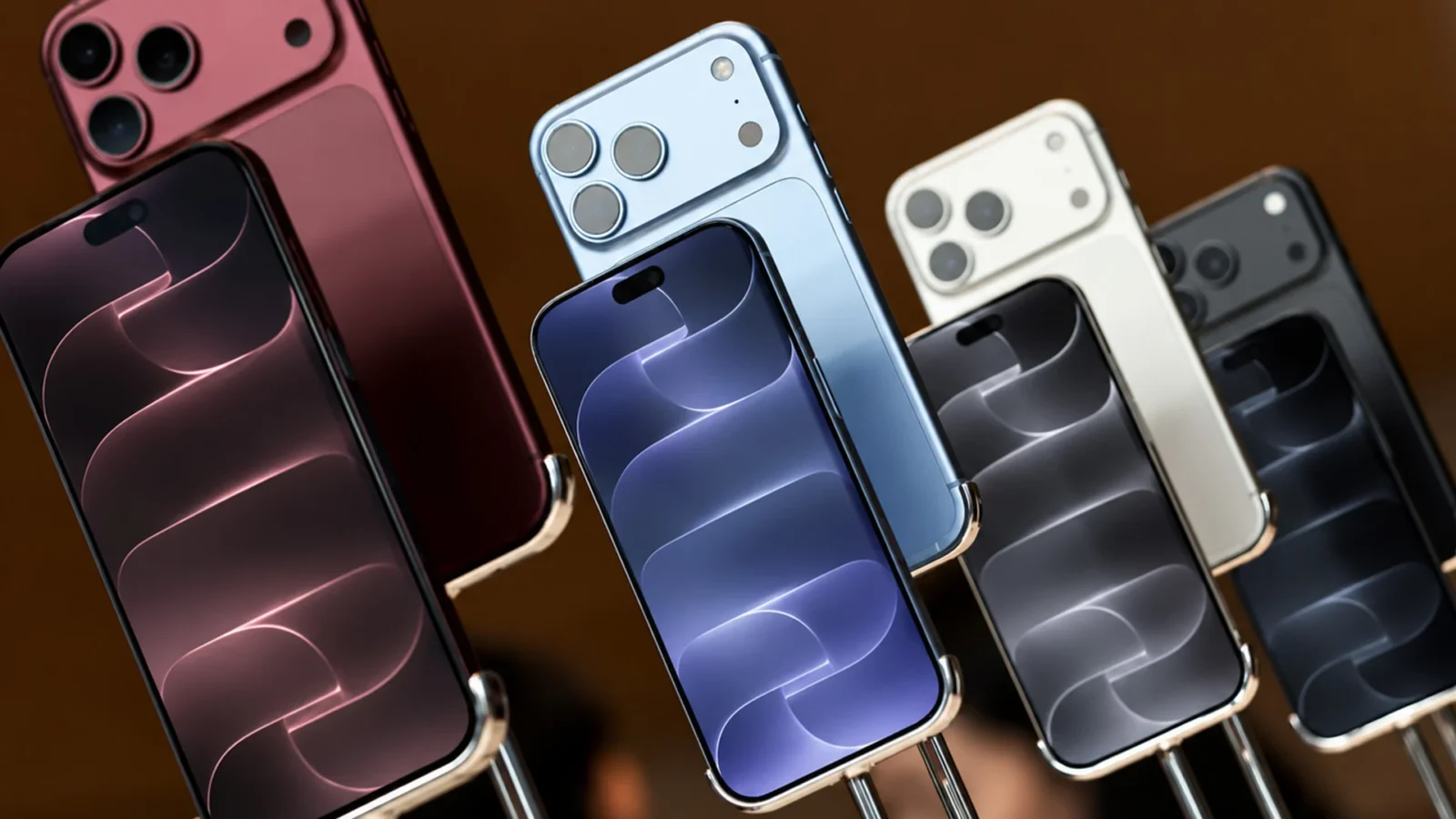 samsungs memory price hike lands on apple and the 2027 iphone may pay for it Two dollars per gigabit. That figure sits inside a Korean supply chain report, and it explains why the iPhone you buy next could cost more than the one you already considered overpriced.