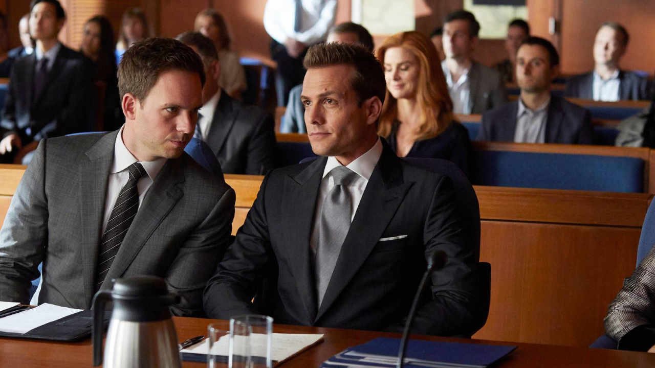 the lincoln lawyers final season is netflixs last chance to dethrone suits A criminal defense lawyer who runs his business from the back of a Lincoln sedan — Netflix took that setup and, without much fanfare, built one of its most dependable performers around it.