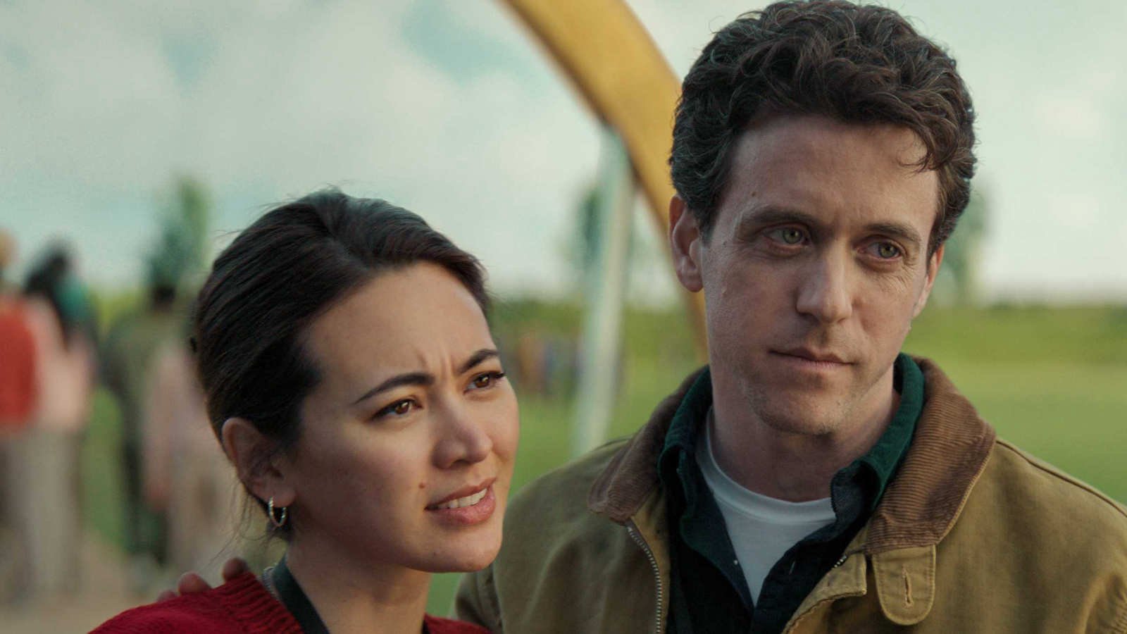 Ashley Zukerman as Daniel Keene and Jessica Henwick as Helen Drew in Silo season 3, episode 9