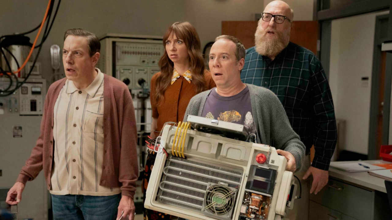 why stuart fails to save the universe sent its heroes back to the big bang theory stage according to the shows creators Warning: this article contains spoilers for Stuart Fails to Save the Universe season 1, episode 10, "Spoiler: Filmed Before a Live Studio Audience."