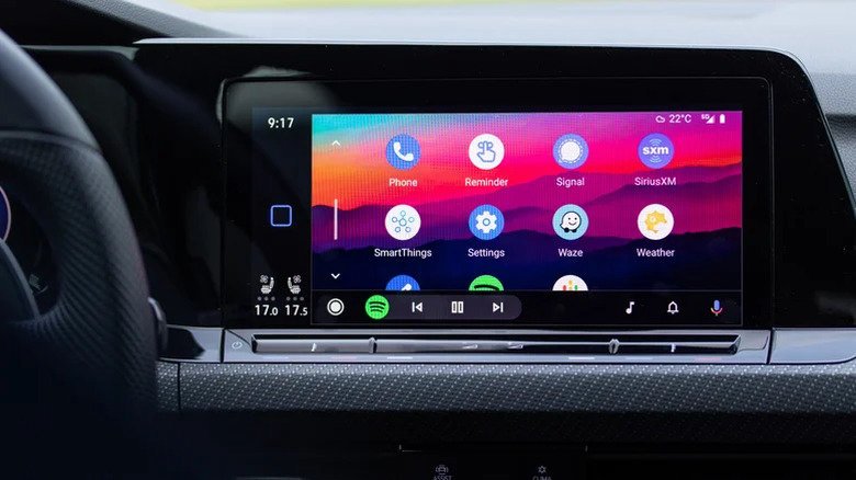 Android Auto loaded on car's entertainment system.