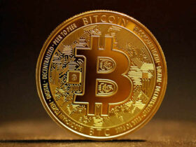 bitcoin sits in a tight range as analysts wait for the fed and some see upside in the calm Over the past month, Bitcoin hasn't swung more than 6% up or down. At the time of writing it trades near $81,735, a 1.2% dip on the day, and most of the wider market is just as still.