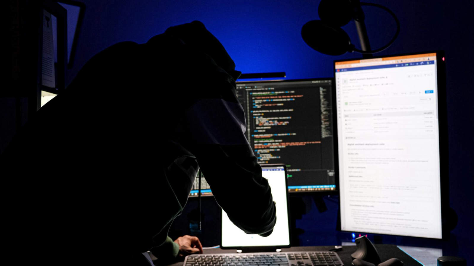 Hackers Took $1.26 Billion in Crypto as Bitcoin Climbed 40% in Q3 25 hackers took 1 26 billion in crypto as bitcoin climbed 40 in q3 Over the past three months, bitcoin climbed 40%. In that same quarter, attackers made off with $1.26 billion in crypto.